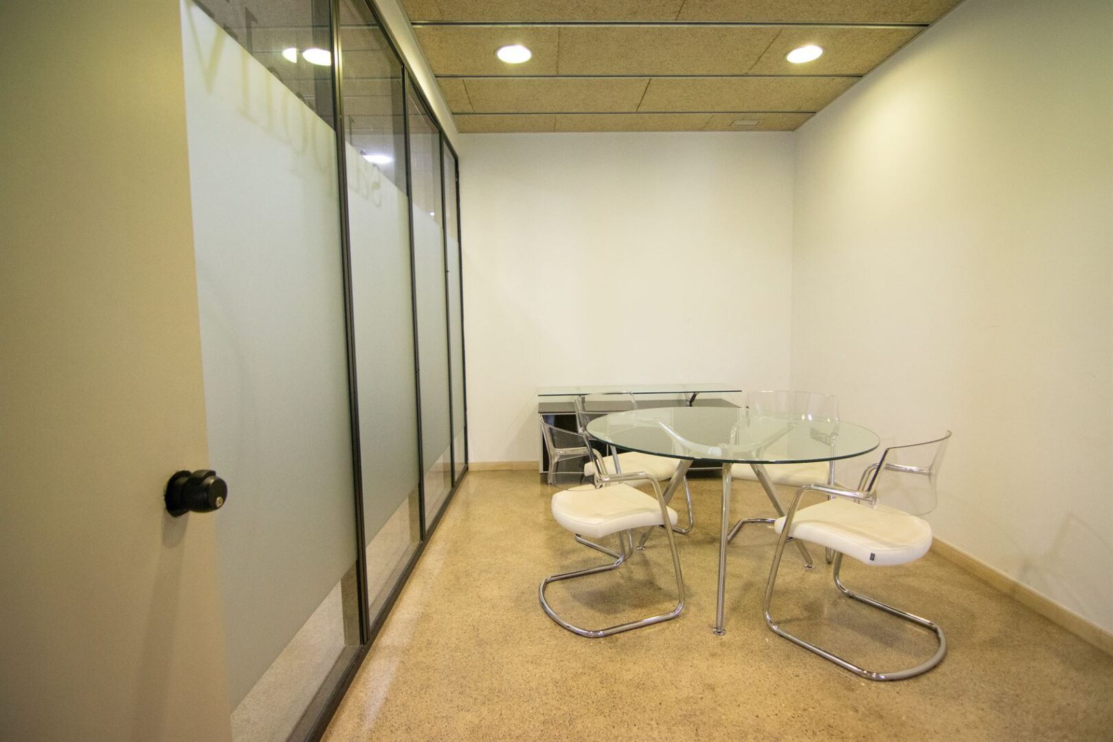 Coworking office rental by the hour Reus Tarragona (1)
