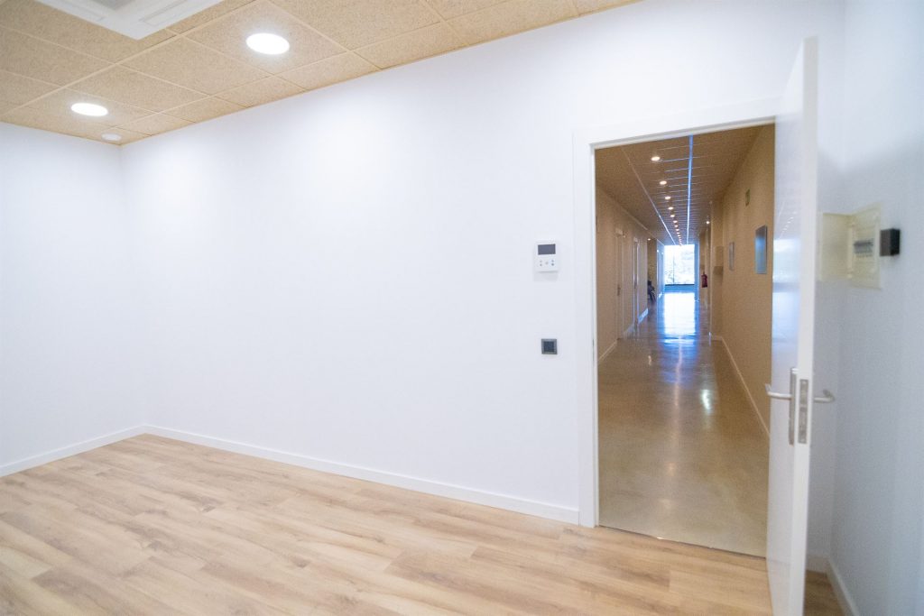 Alquiler de oficinas sin amueblar en Reus Tarragona 2